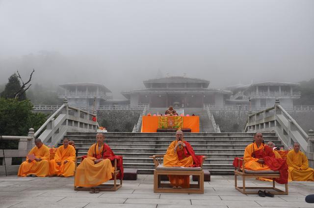 庆云寺举办慈航菩萨回归祖庭10周年拜山法会