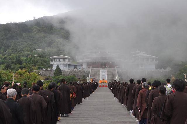 庆云寺举办慈航菩萨回归祖庭10周年拜山法会