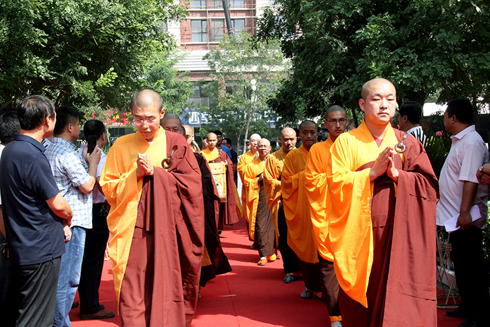 1504942444749140.jpg 281504937756_.pic_hd 拷贝.jpg