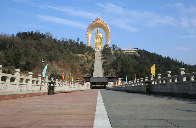 走进东林寺净土苑(冬日篇)