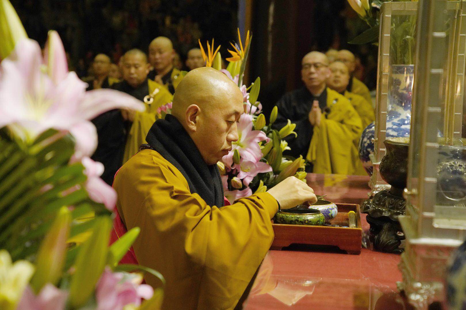 拈香.jpg 拈香.jpg