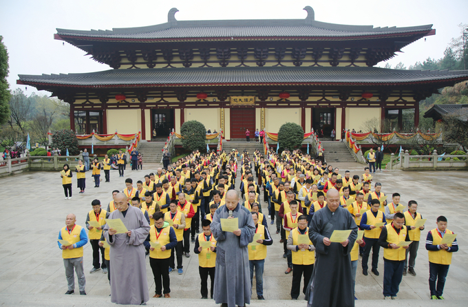 体验之旅丨东林寺净土苑参礼大佛