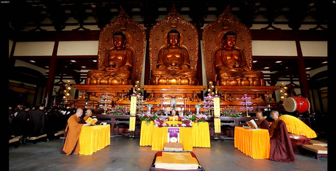 净土苑“五一”佛七之三皈五戒