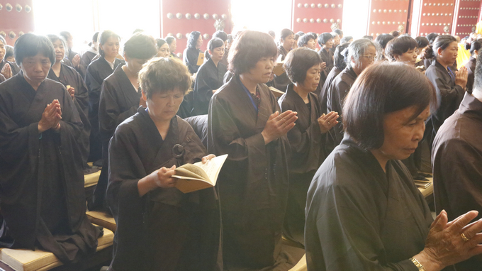 净土苑“五一”佛七之三皈五戒