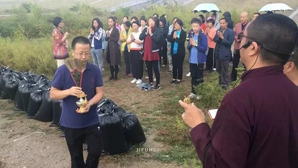 明日,积福慧启建己亥年第二十期放生法会!随喜参加! 明日,积福慧启建己亥年第二十期放生法会!随喜参加!