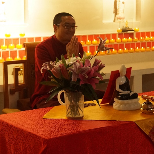 明日燃灯节！积福慧供灯共修正在进行中……