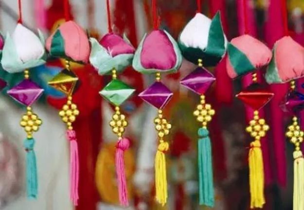 今日端午节，祛毒避邪，为家人祈福！