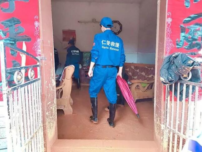 灾难救助_|_慈航救灾_驰援河源