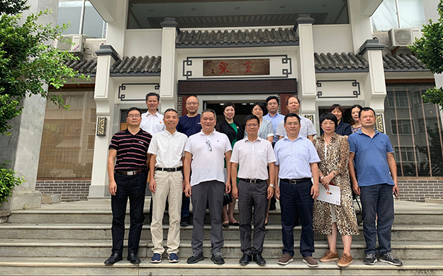 合影。陈芝宽摄3.jpg 合影。陈芝宽摄3.jpg