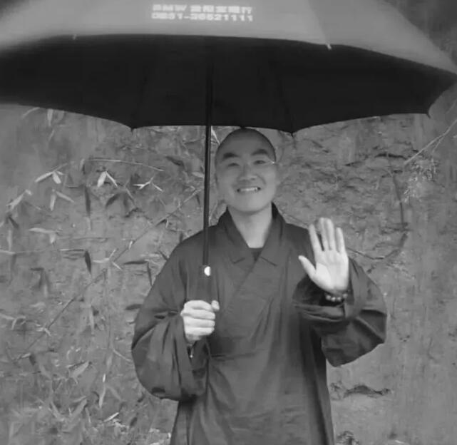 发无上心，供十方僧，得无量益！