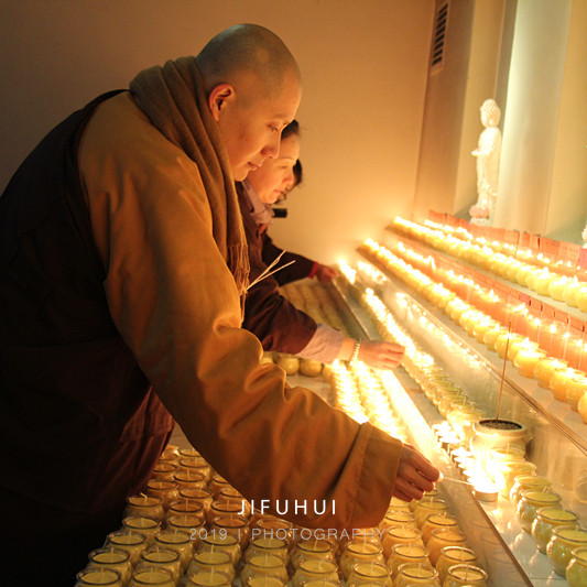 燃灯佛圣诞积福慧供灯共修已圆满