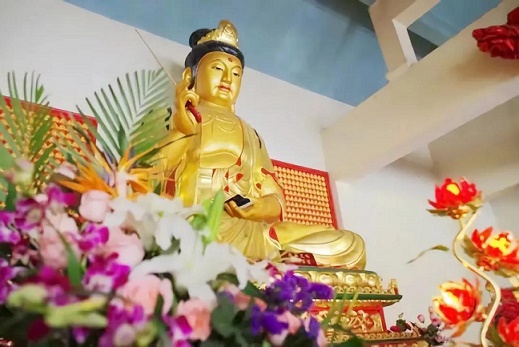 今日恭迎文殊菩萨成道日!祈愿众生智慧增长,诸事吉祥! 今日恭迎文殊菩萨成道日!祈愿众生智慧增长,诸事吉祥!