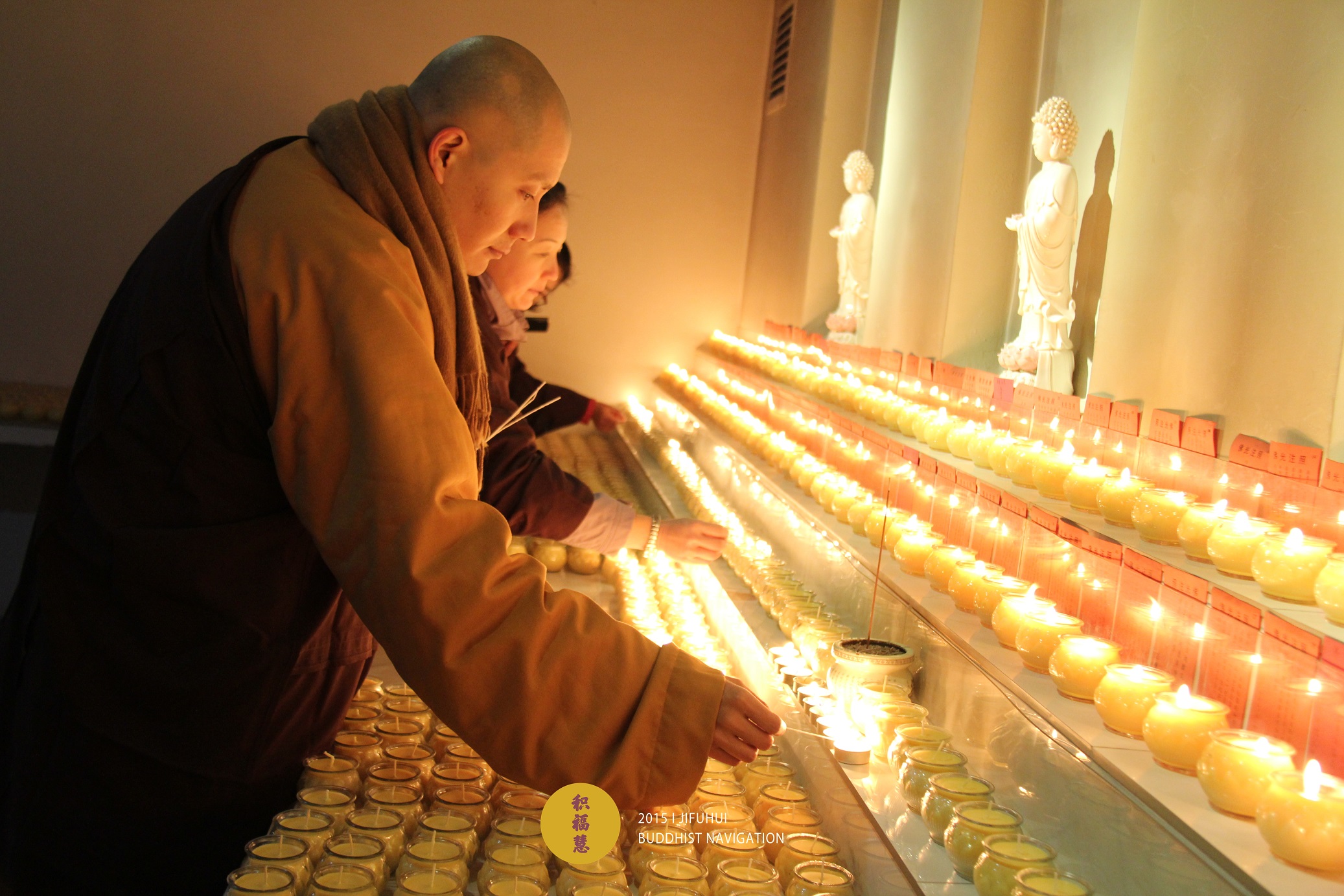 文殊菩萨成道日积福慧供灯供水共修已圆满