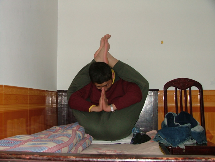 惠烨的高难度动作