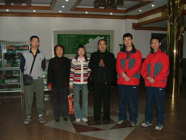 陈居士一家宾馆来访