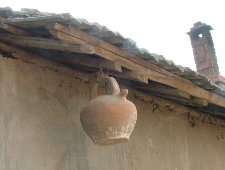 农家给麻雀准备的家