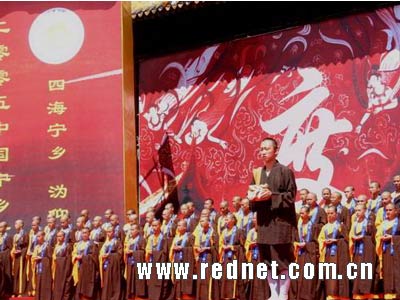 手语表演进行最后排练湖南主持张伟又唱梵歌