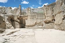 发掘后的得确颇章护法神殿