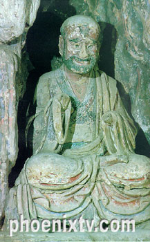 江苏吴县甪直镇保圣寺古物博物馆罗汉坐像