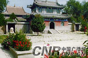 赤峰市巴林右旗举行荟福寺300周年庆典活动