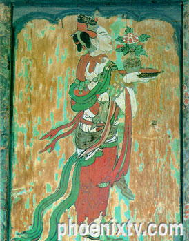 应县佛宫寺释迦塔底层内槽门楣东格外侧《供养天女》