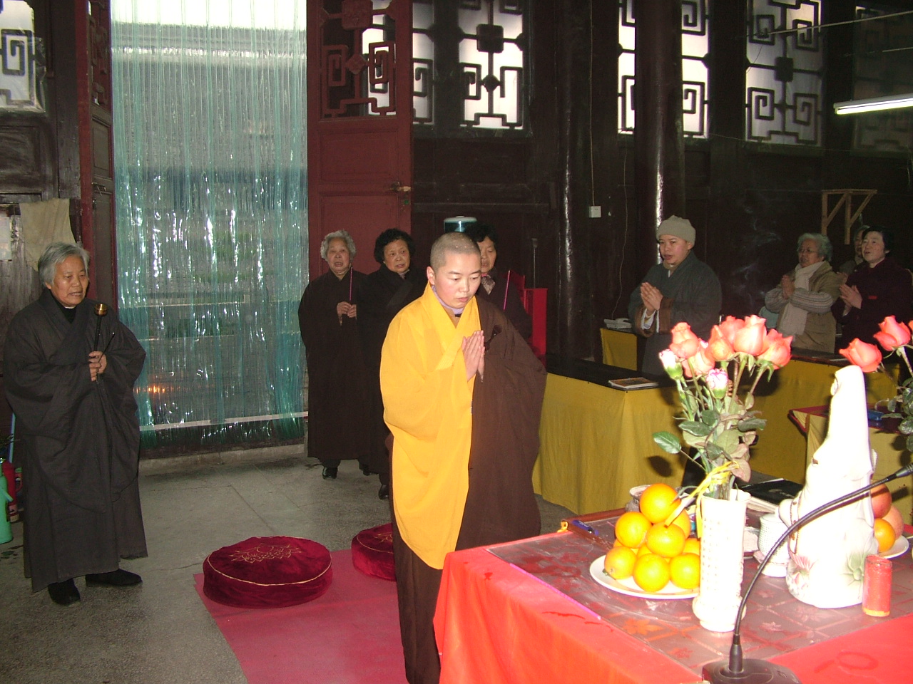 迎请法师拈香升座