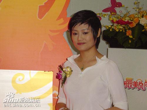 何静产后一个月狂瘦50斤筹备佛教音乐专辑(图)