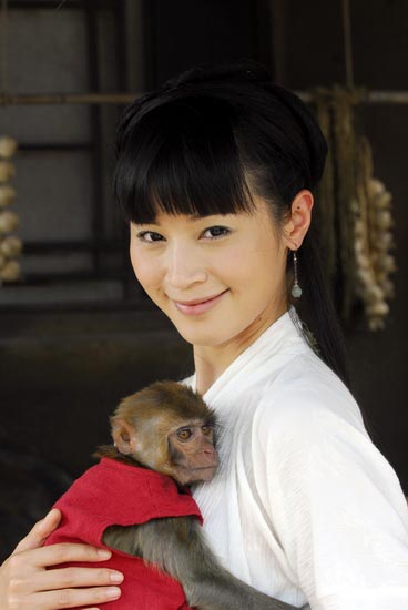 《吴承恩与西游记》石小群等主演礼佛放生(图)