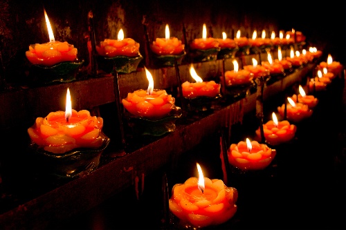 安徽鼓山寺佛教艺术夏令营朝拜九华山举行传灯法会