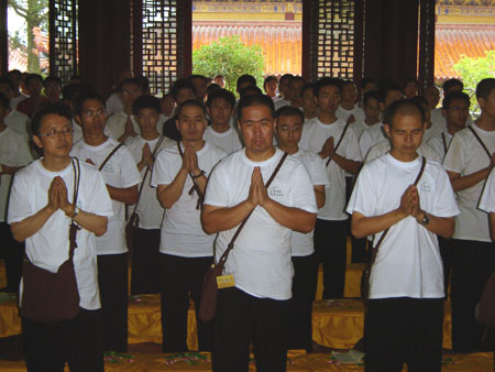 净慧老和尚授三皈五戒2