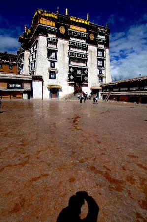 组图：布达拉宫12处景点维修完毕对外开放