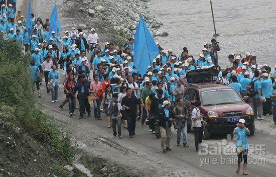 参加本次行走志愿者们