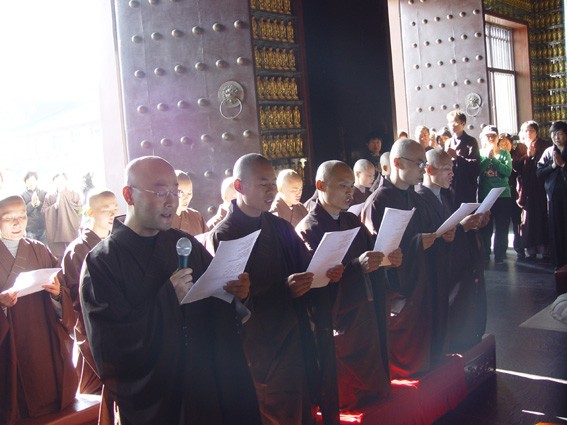 安徽弘愿寺隆重举行2009年秋季剃度仪式