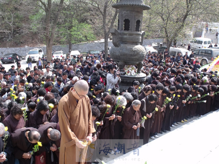 辽宁大连清泉寺住持修真长老尼追思法会举行