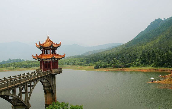 梦山灵应寺南昌江西寺院
