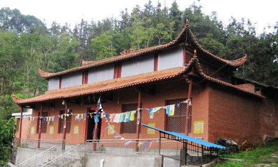 麻栗坡观音寺,位于云南省麻栗坡县麻栗镇城南社区麻栗坡街至南温河