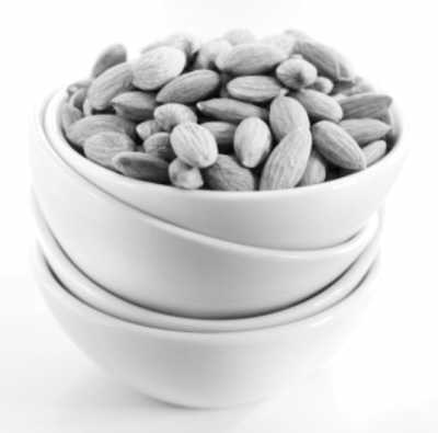 一餐5粒杏仁缓解肩痛