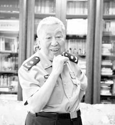 文汇报:阎肃不老的歌