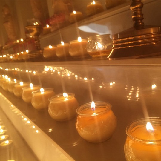 阿弥陀佛光明的力用